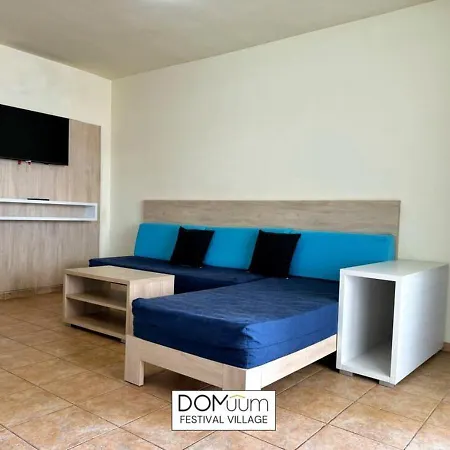 Domuum Holidays - Festival Village Salou Exterior photo