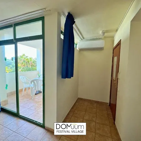 Domuum Holidays - Festival Village Salou Exterior photo