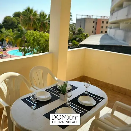 Domuum Holidays - Festival Village Salou Exterior photo
